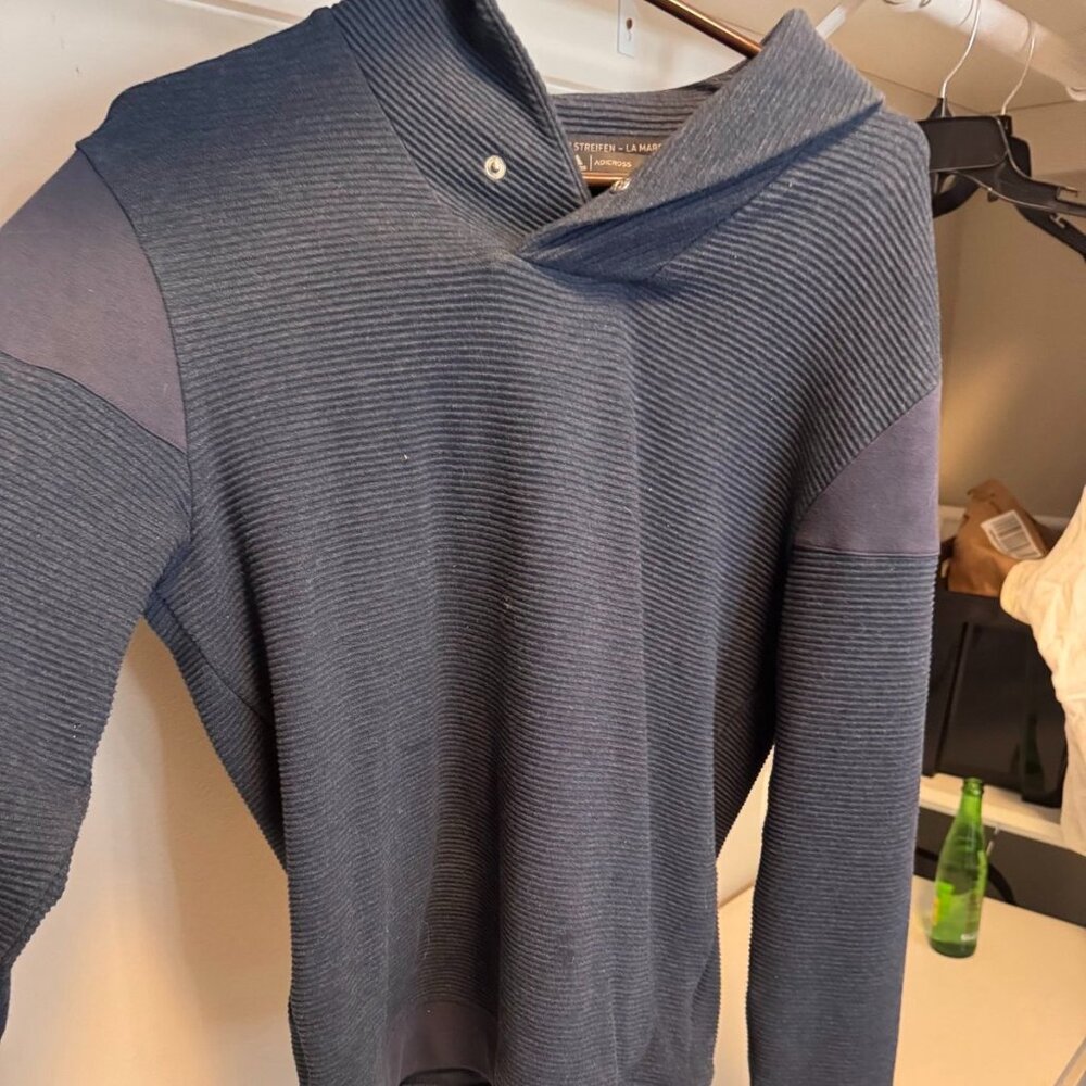 Adidas Sweater